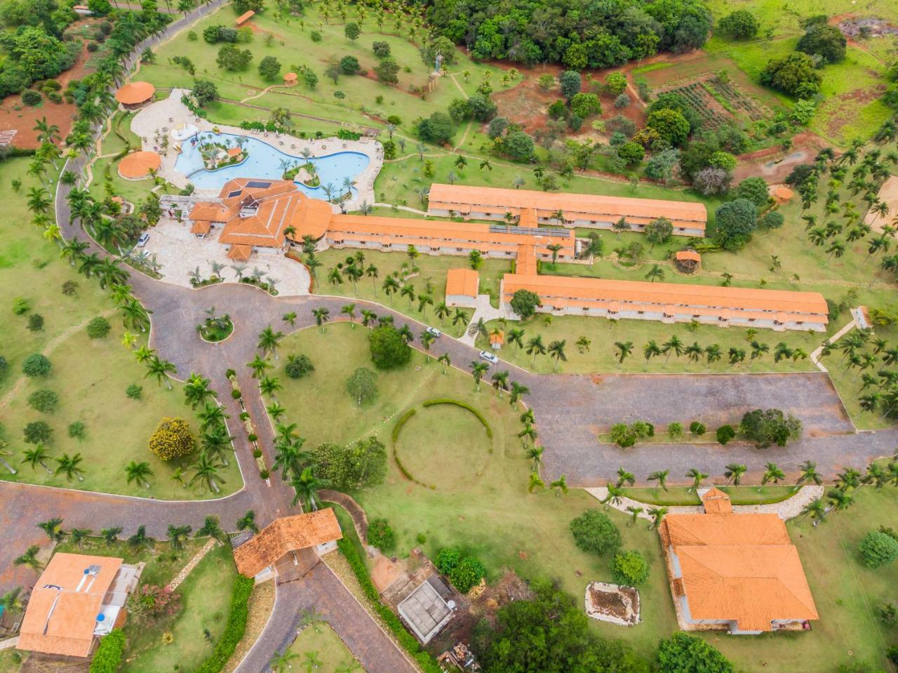 Obba Coema Village Hotel Capitolio Exterior photo